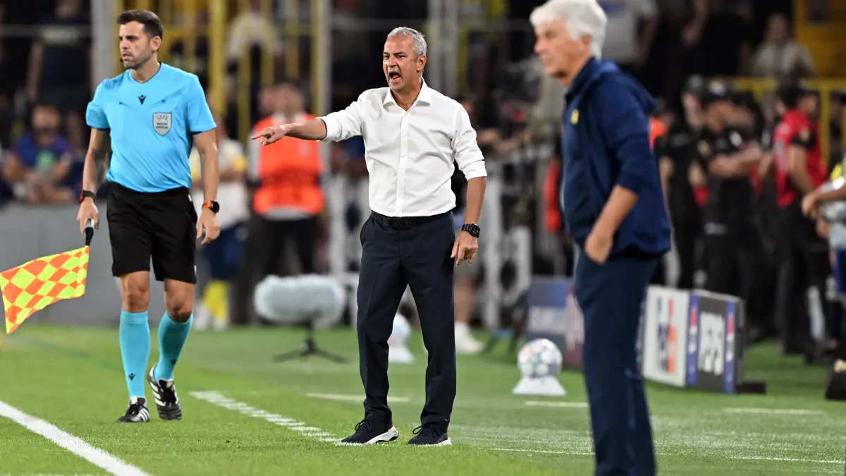 Fenerbahçe'den İsmail Kartal'a şişe atan taraftarla ilgili açıklama
