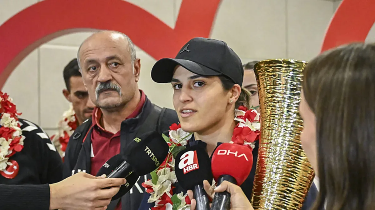 Busenaz Sürmeneli: Ben hiçbir zaman pes etmedim!