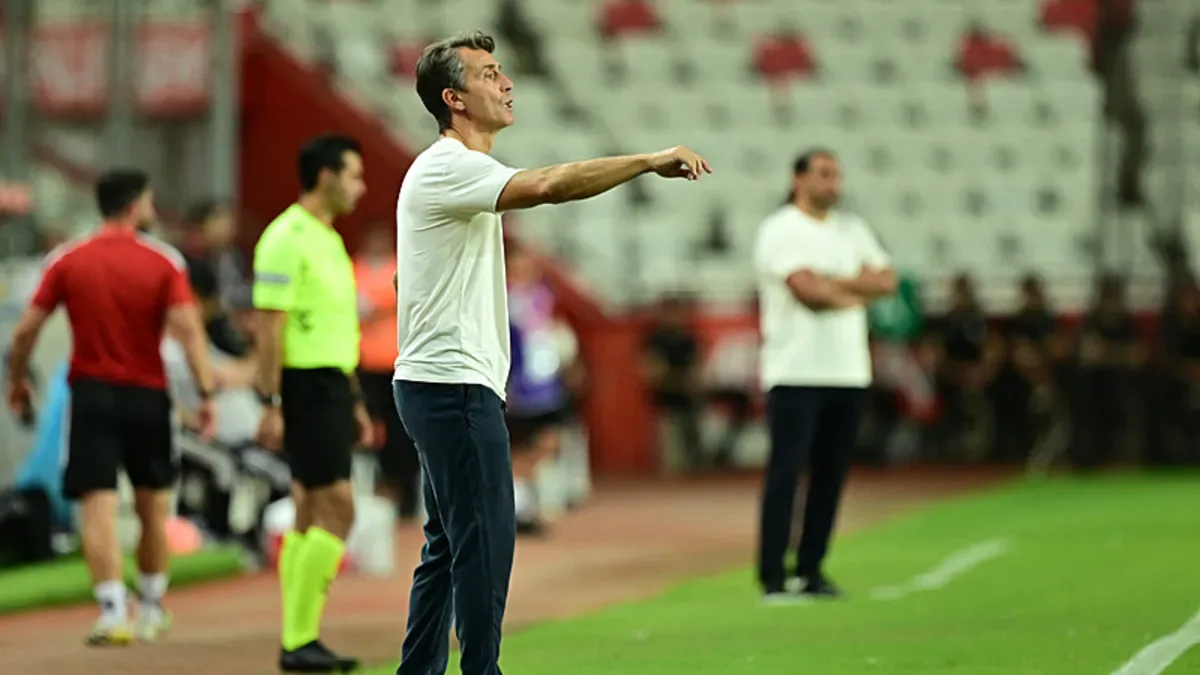 Antalyaspor'da Bülent Korkmaz dönemi sona erdi
