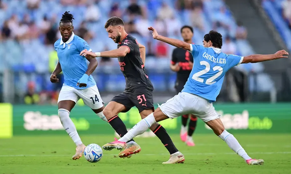Lazio kaçtı, Milan kovaladı: Dev maçta kazanan çıkmadı