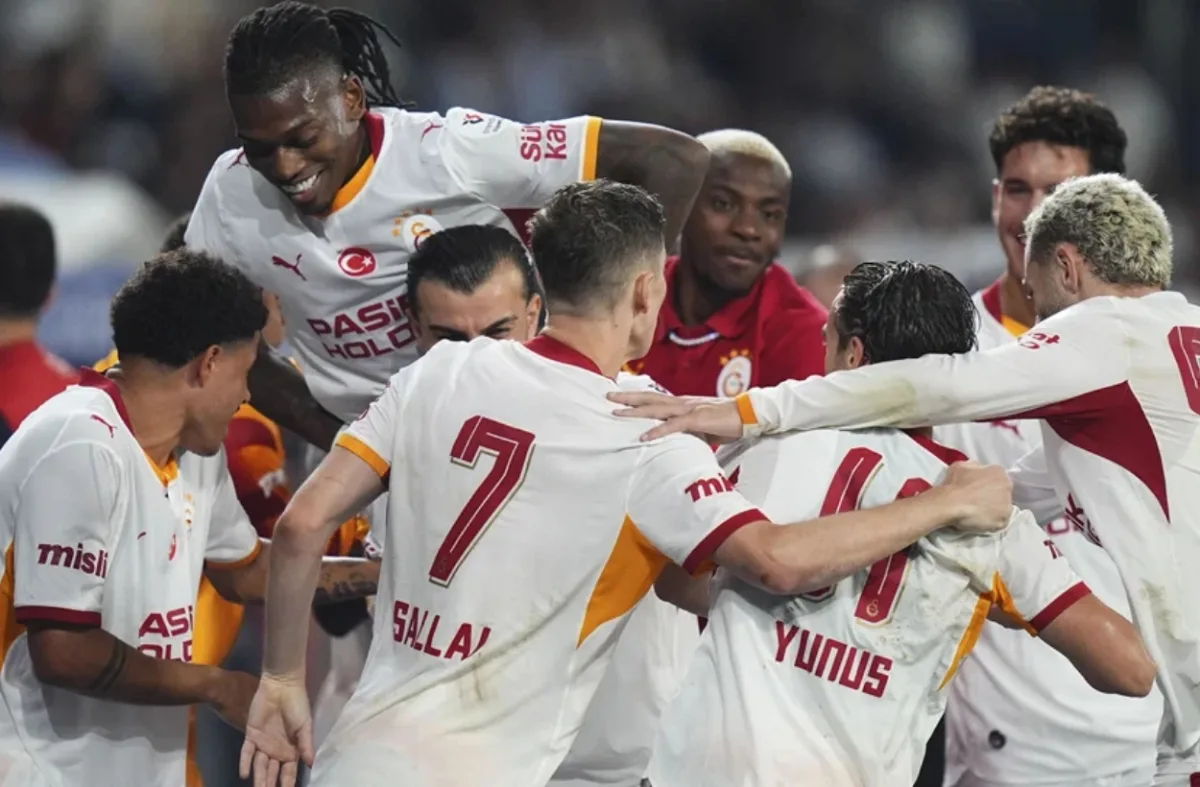 Galatasaray'ın Sporting maçı kamp kadrosunu açıklandı