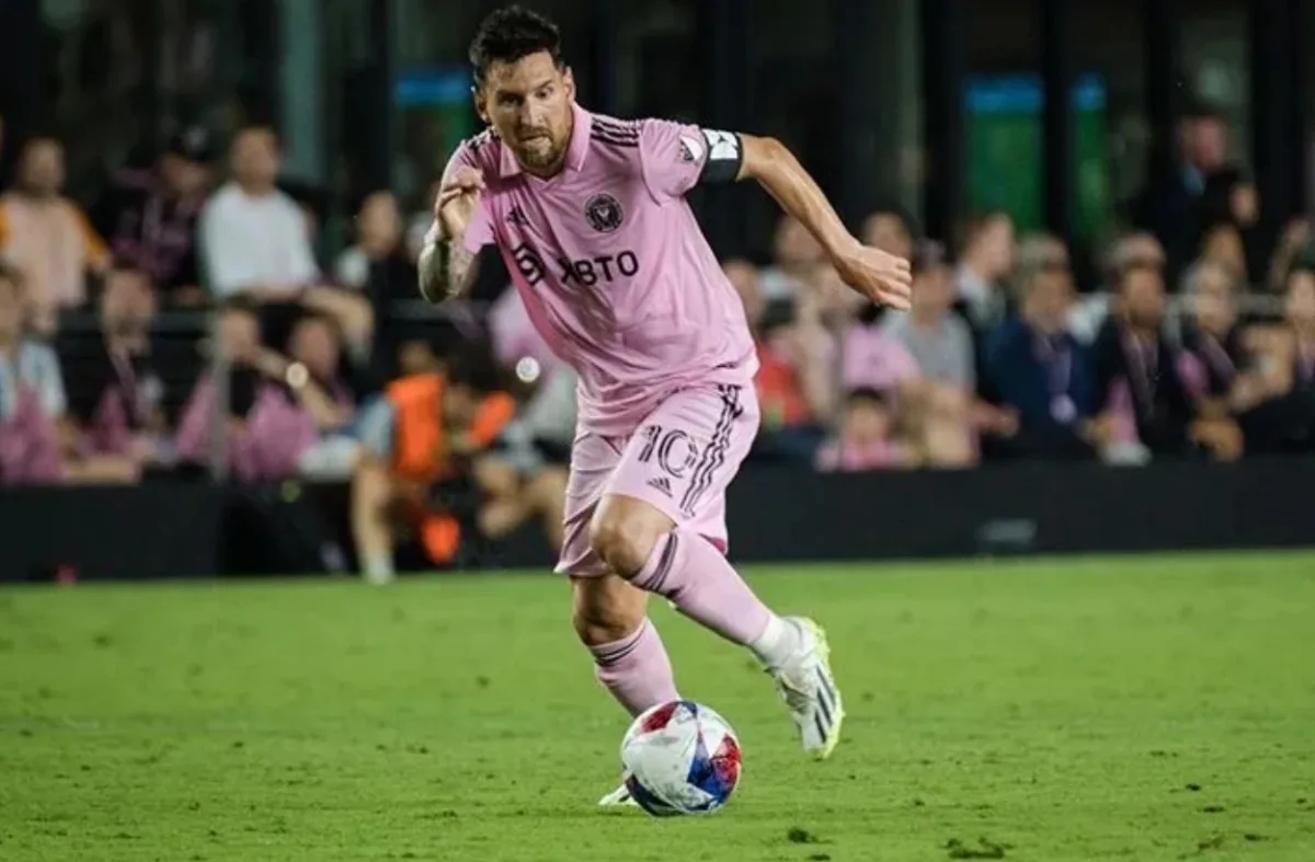 Kupa koleksiyoncusu Messi