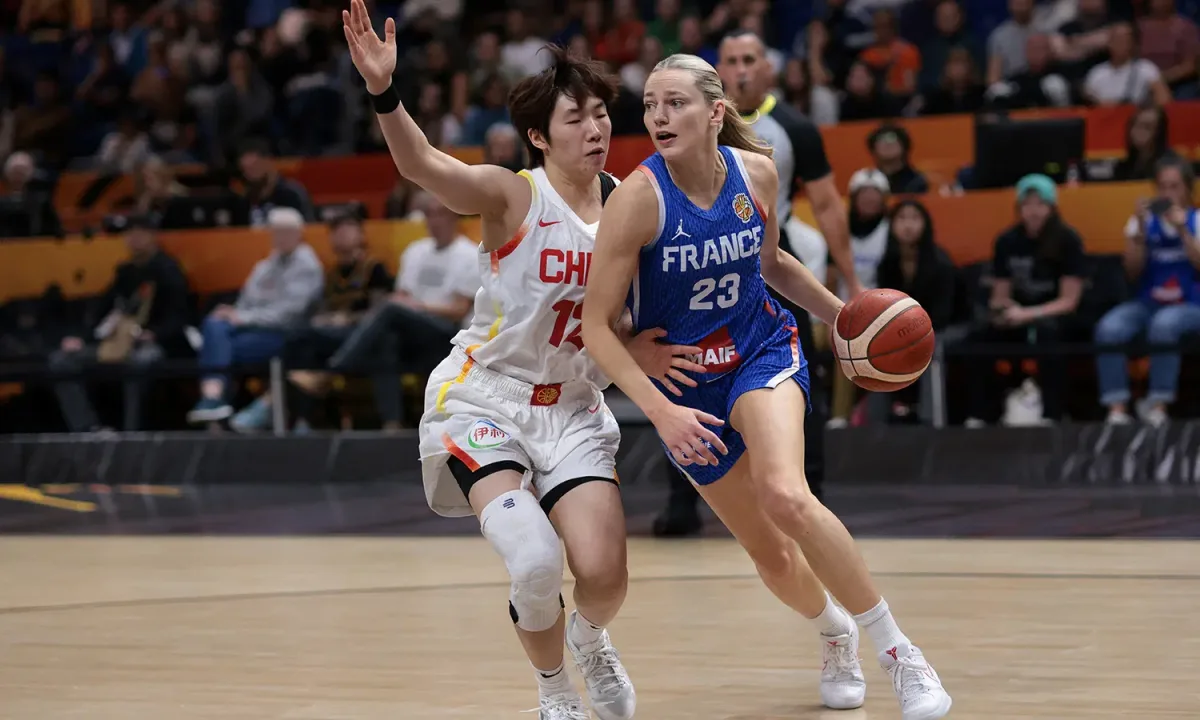Fransa 29 sayı farkla yarı finale yükseldi