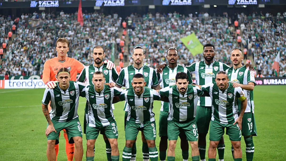 4 gollü maçta kazanan yok! Bursaspor ile Erokspor berabere kaldı...