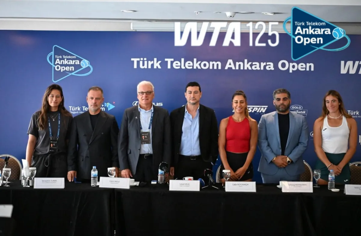 WTA 125 Türk Telekom Ankara Open açılış toplantısında basın mensuplarıyla buluştu