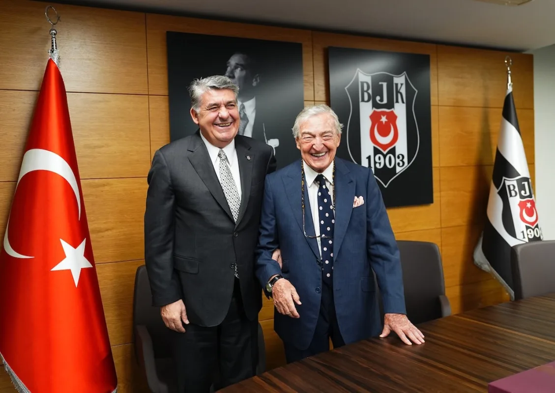 Rahmi Koç'tan Beşiktaş'a dev destek! Borcun yarısını ödedi