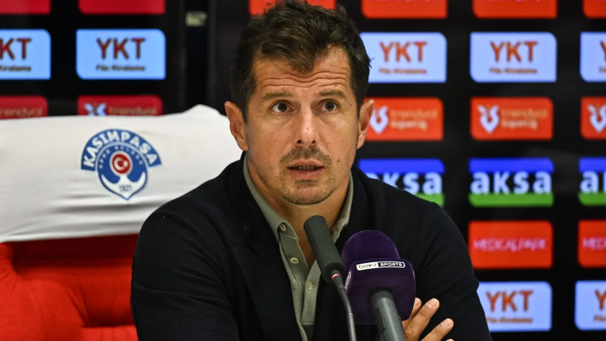 "Skandal" diyen Emre Belözoğlu'ndan penaltı isyanı