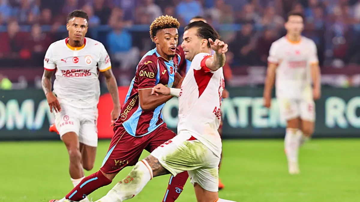 Ömer Üründül'den Galatasaray eleştirisi! "Böyle bir takım savunması olmaz"