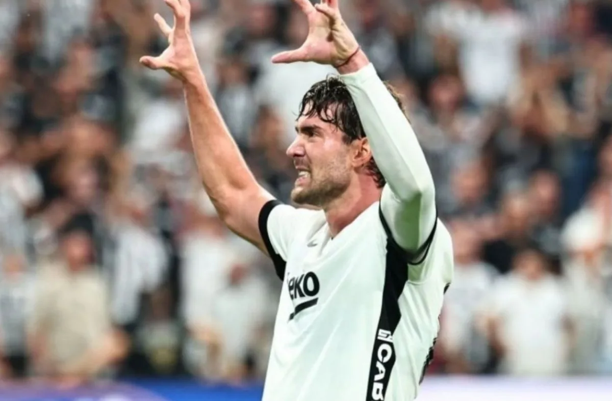 Beşiktaş'tan Vlahovic kararına tepki