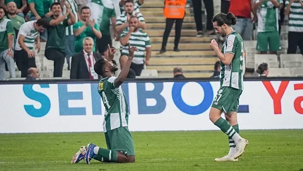 Bursaspor, İstanbulspor engelini 4 golle geçti!