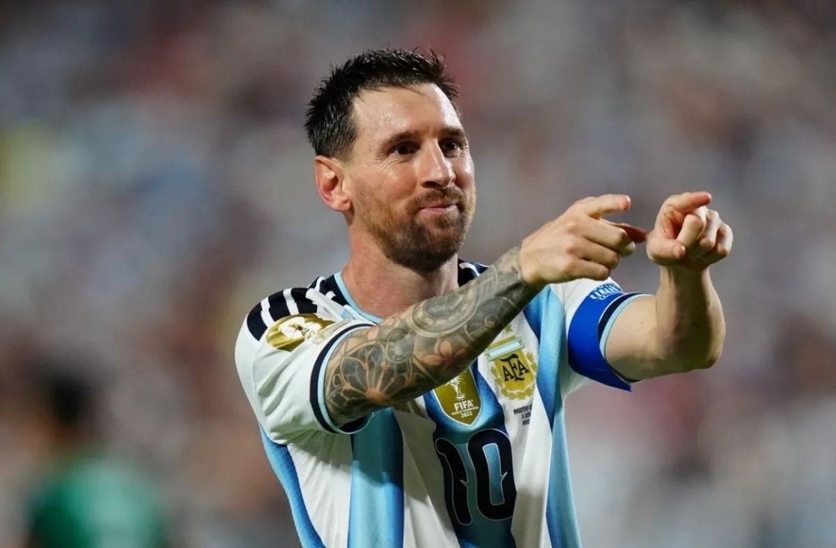 Futbolun efsanesi Messi patronluğa soyundu