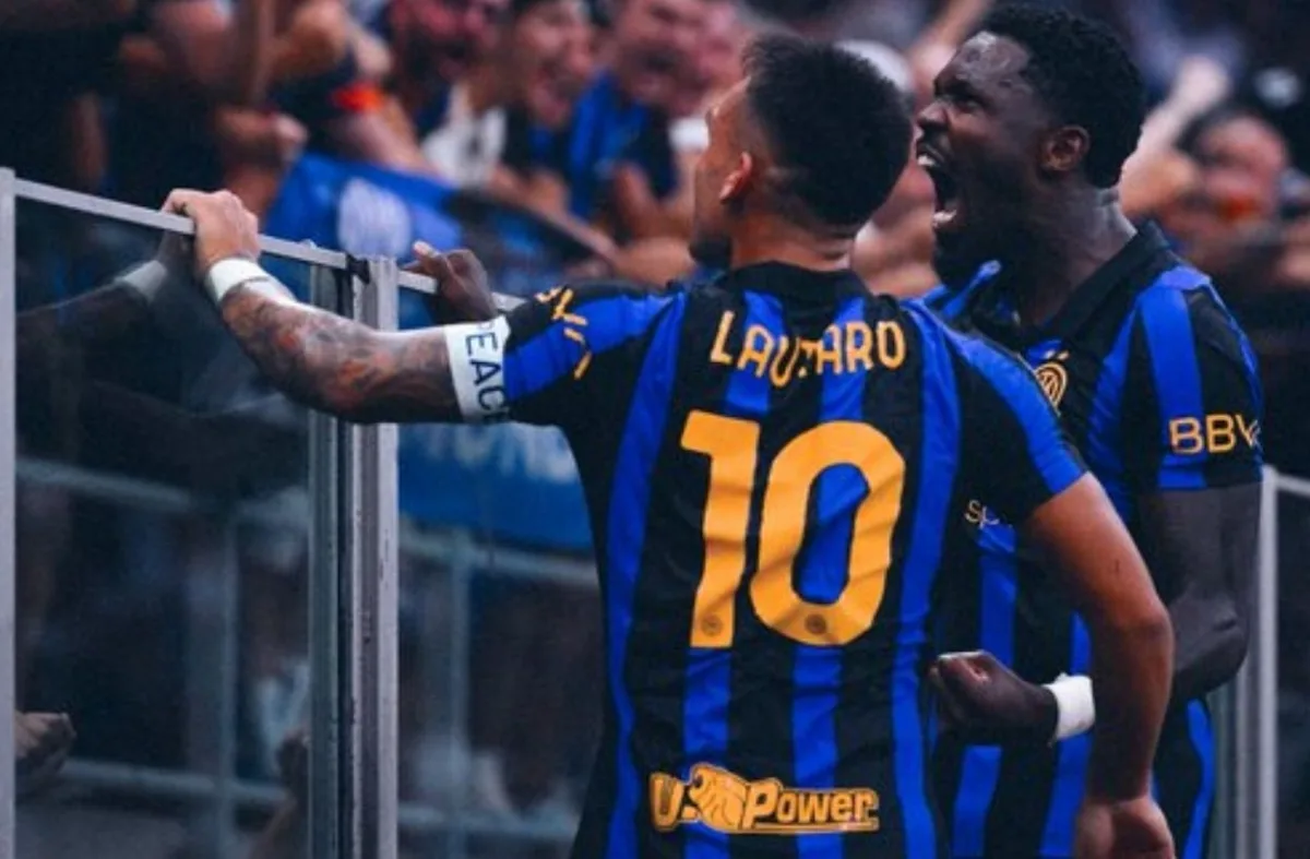 Inter, geriye düştüğü maçta Napoli'yi 3-2 yendi