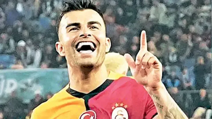 Kanat durdu defans coştu