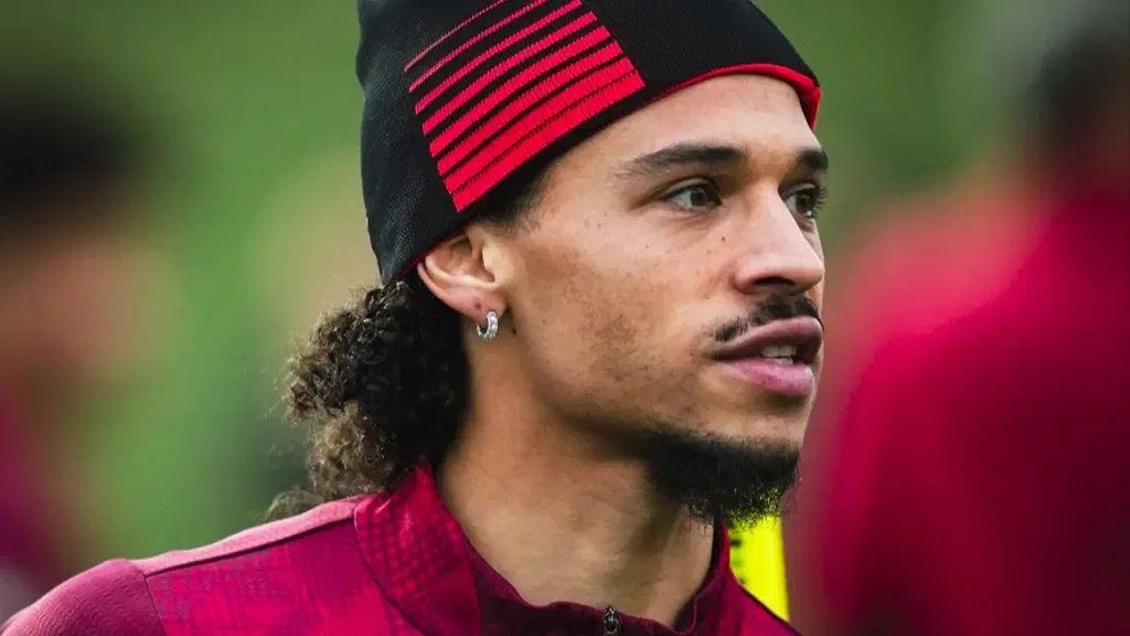 Galatasaray'da Sane şoku! Bizzat yönetime bildirdi, görüşme anında gerçekleşti