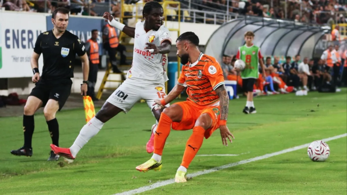 Süper Lig maçında 50 kişi hastanelik oldu