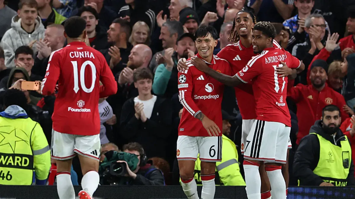Manchester United sahasında Sabah karşısında farklı kazandı!