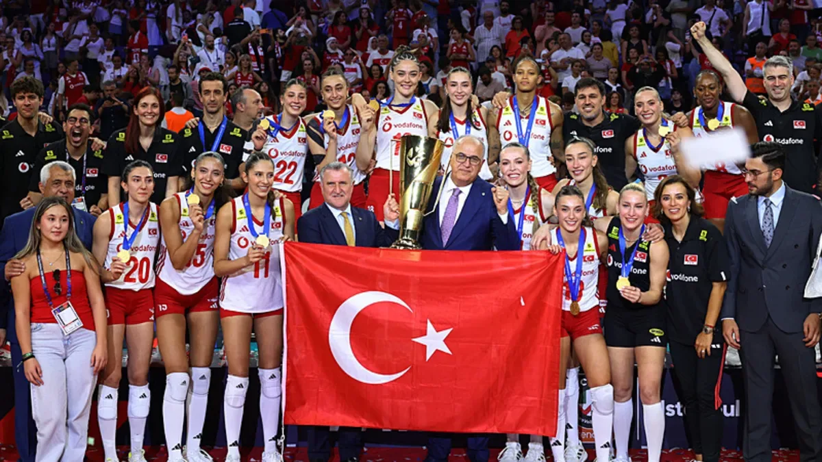 Gençlik ve Spor Bakanı Osman Aşkın Bak: Türkiye, bir voleybol ülkesi!