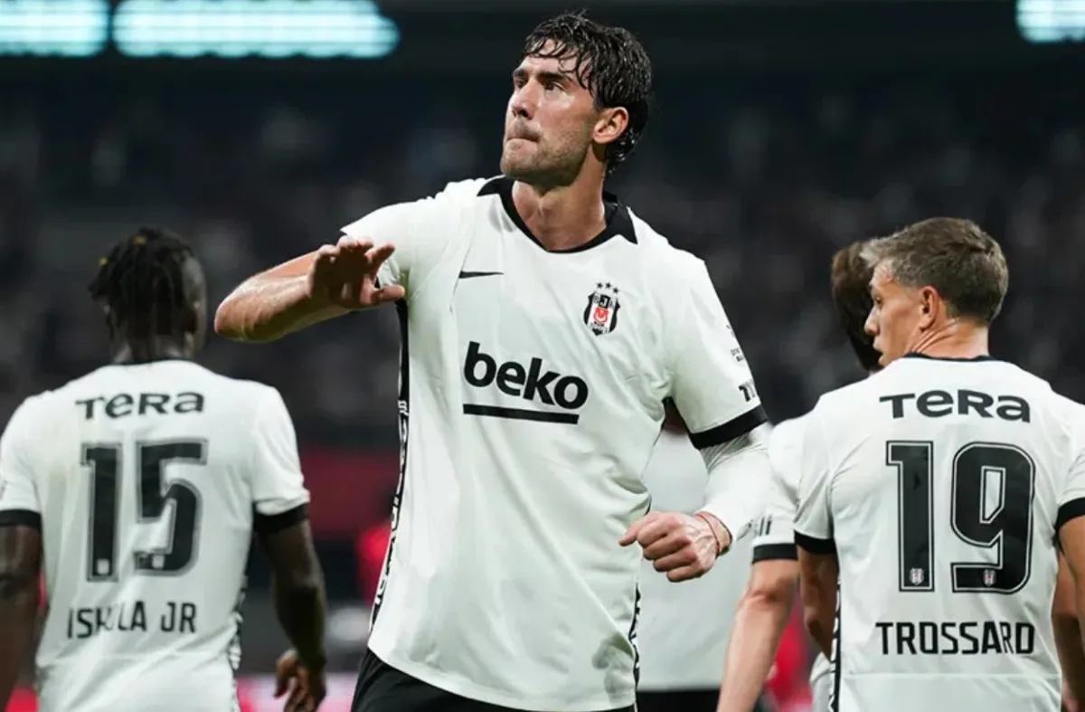Vlahovic'in Beşiktaş'a gitmesi sürpriz oldu!