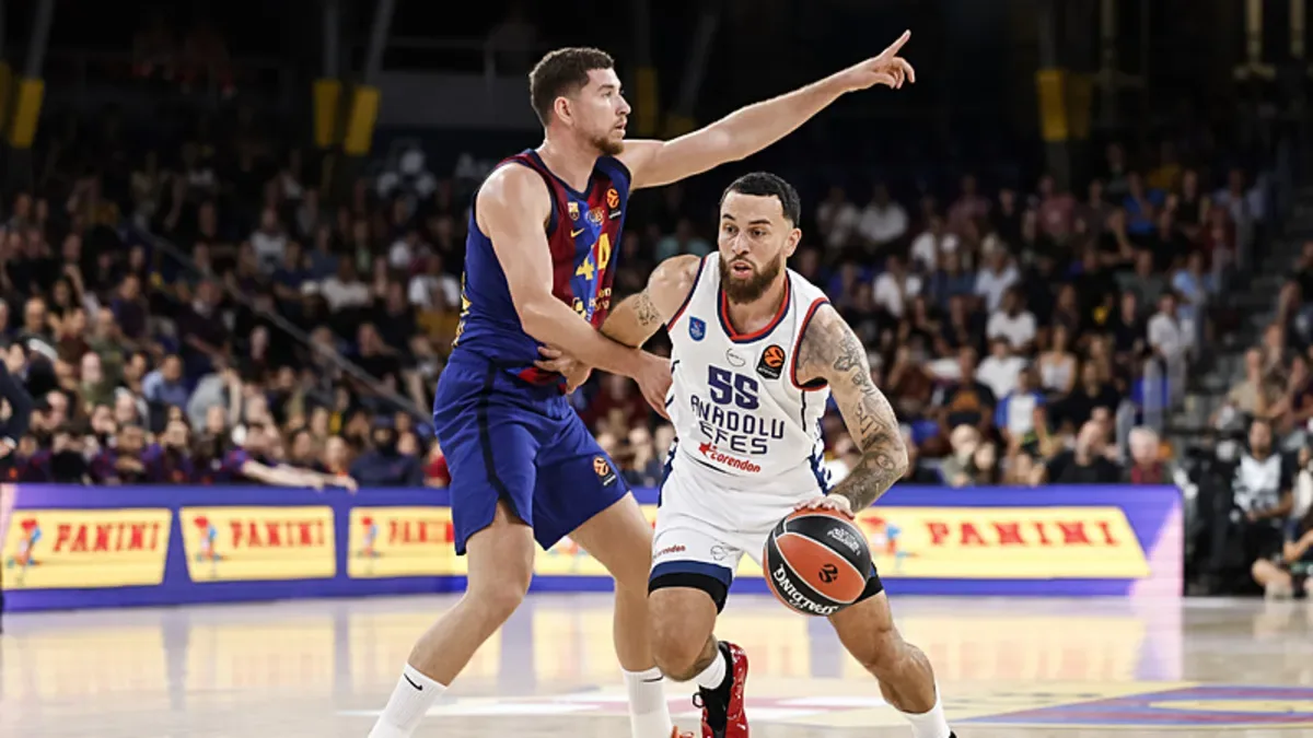 Anadolu Efes, EuroLeague'e mağlup başladı!