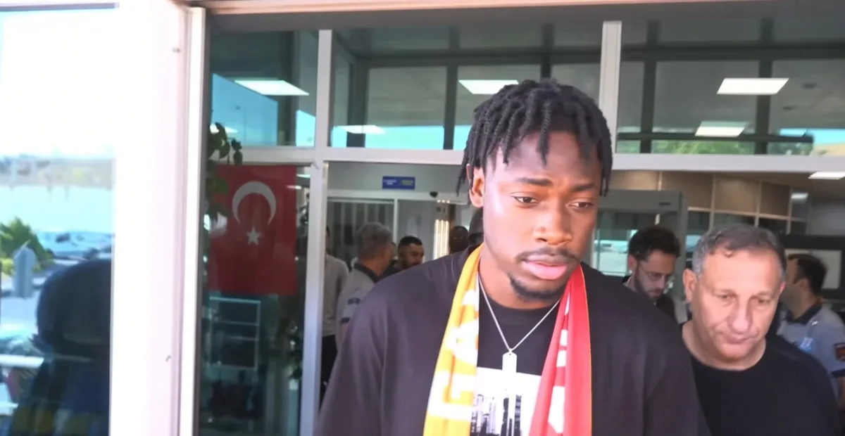 Galatasaray, Fransız yıldızı imza için İstanbul'a getirdi