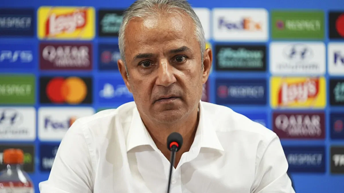 Fenerbahçe'de İsmail Kartal görevinden istifa etti!