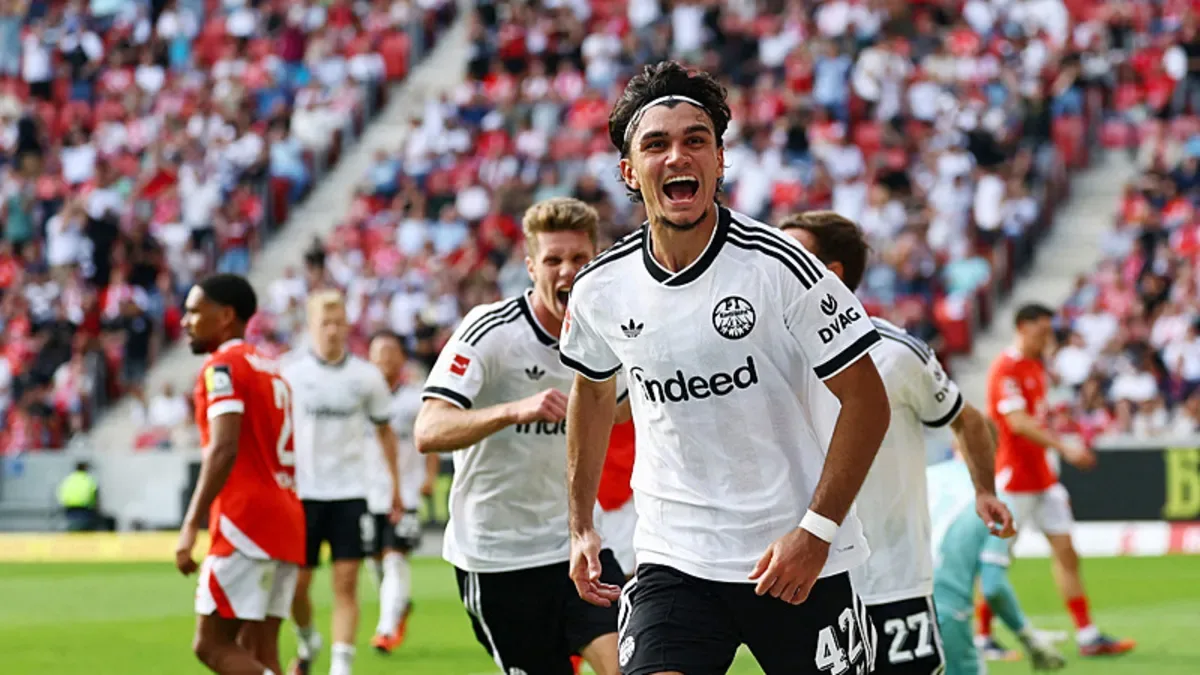 Can Uzun'dan duble! E. Frankfurt deplasmanda galip
