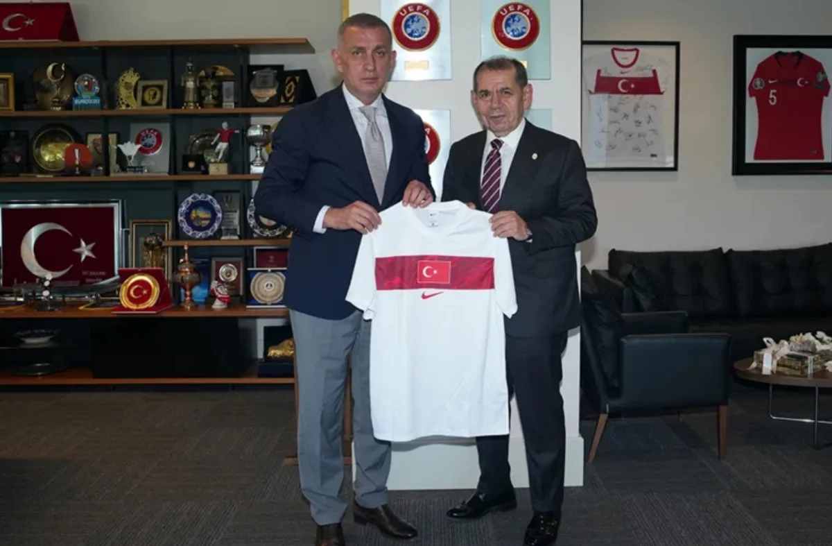 Dursun Özbek'ten İbrahim Hacıosmanoğlu'na sürpriz ziyaret