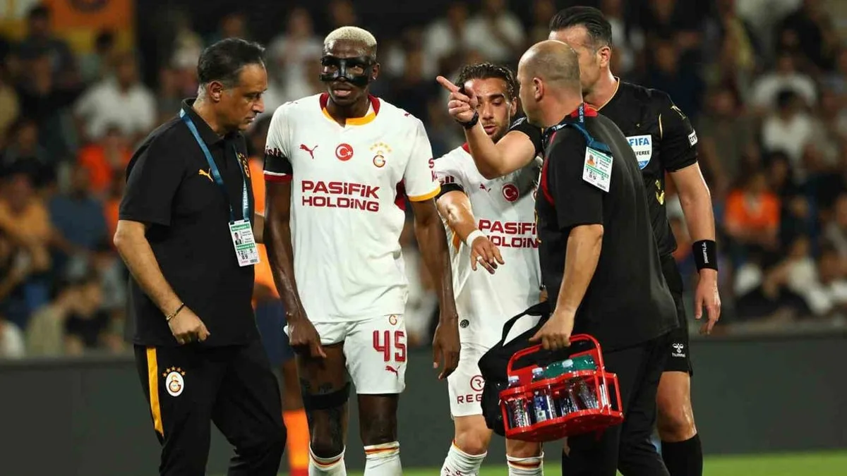 Sakatlanan Osimhen'den Galatasaray'a kötü haber