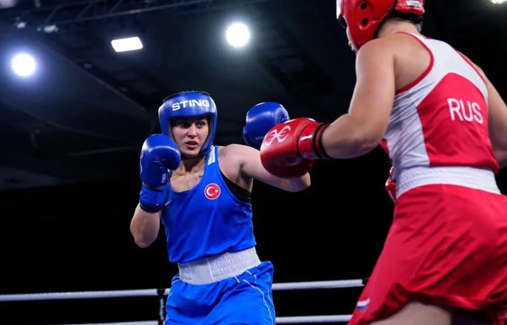 Bronz madalya alan milli boksör Gizem Özer'den hakem isyanı