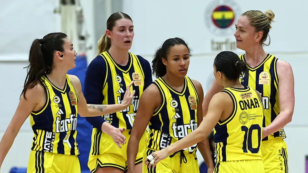 Fenerbahçe Tarfin sezona kazanarak başladı!