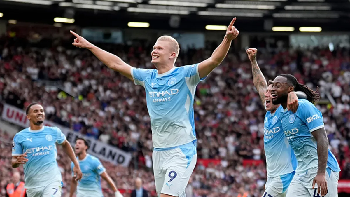 Dev derbiyi kazanan Manchester City!