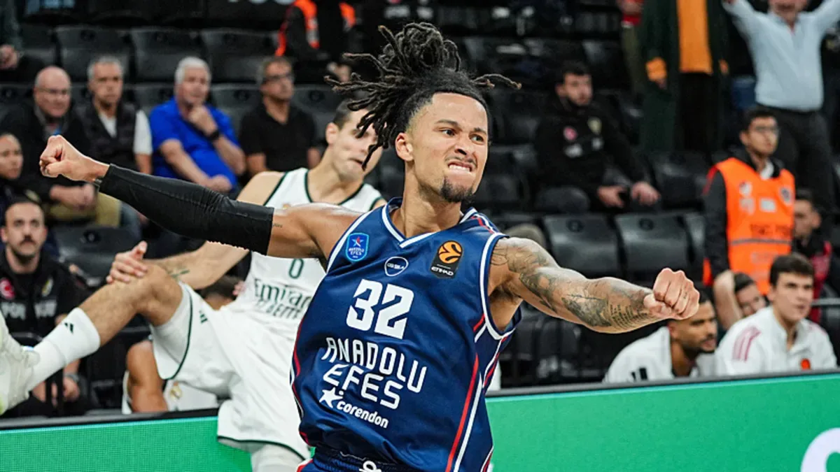 Anadolu Efes, Real Madrid engeline takılmadı!