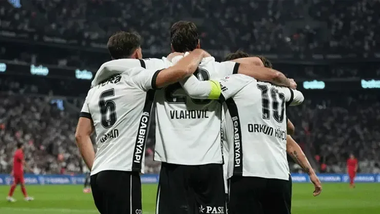 Dolmabahçe'de gol yağmuru! Beşiktaş derbi öncesi Çorum FK'yı devirdi