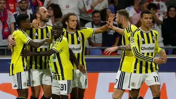 Fenerbahçe'de 12 yıl sonra tarihi kırılma! Kimse bunu beklemiyordu