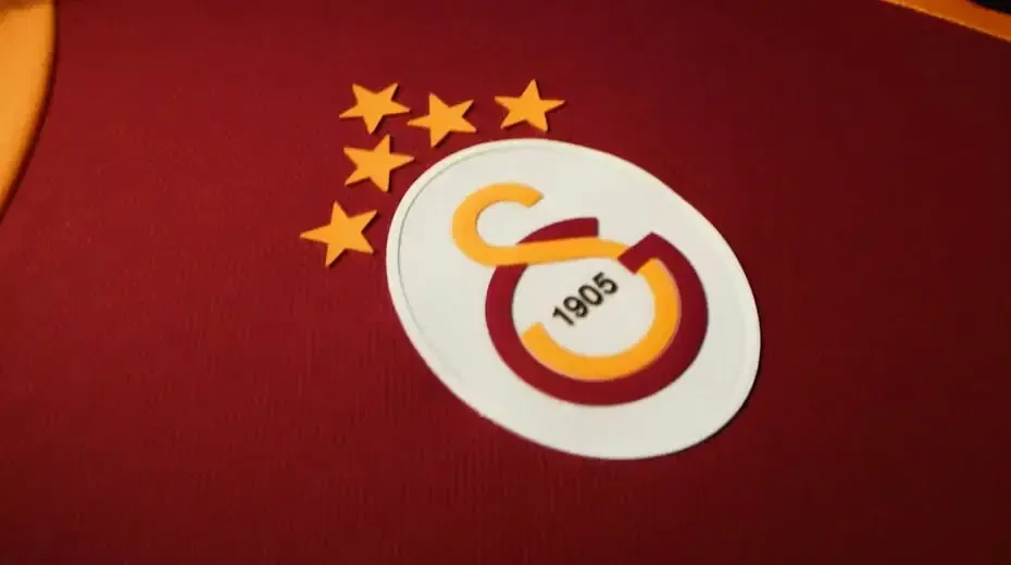 Galatasaray'la birlikte Süper Lig'de 3 takımda oynadı: Emeklilik kararını duyurdu