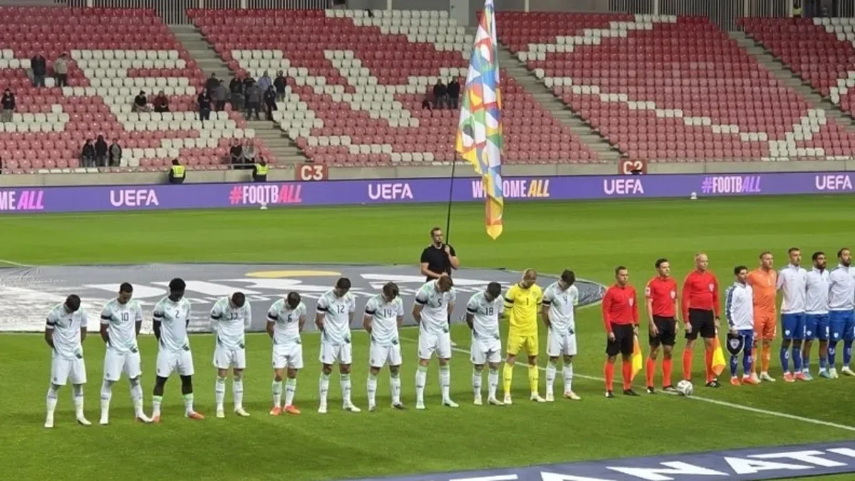 İrlandalı futbolculardan İsrail'e protesto! Milli marş esnasında yere baktılar