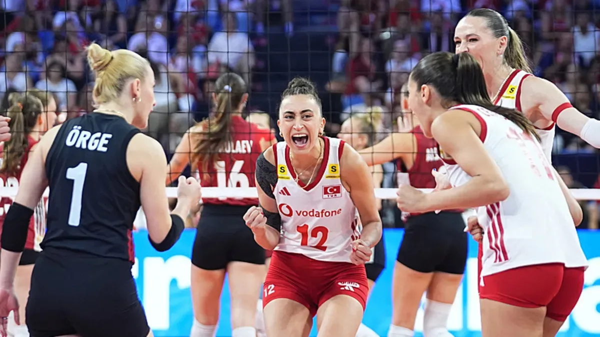 Filenin Sultanları Almanya'yı yenerek yarı finale yükseldi!