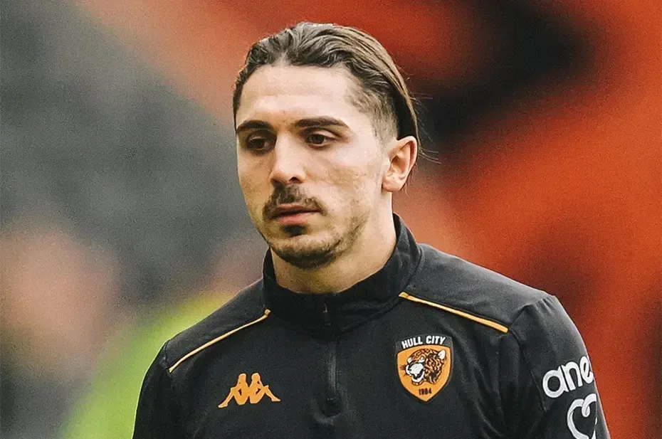 Hull City'den Abdülkadir Ömür kararı