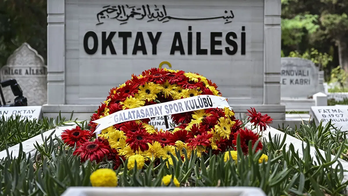 Galatasaray'da Metin Oktay unutulmadı