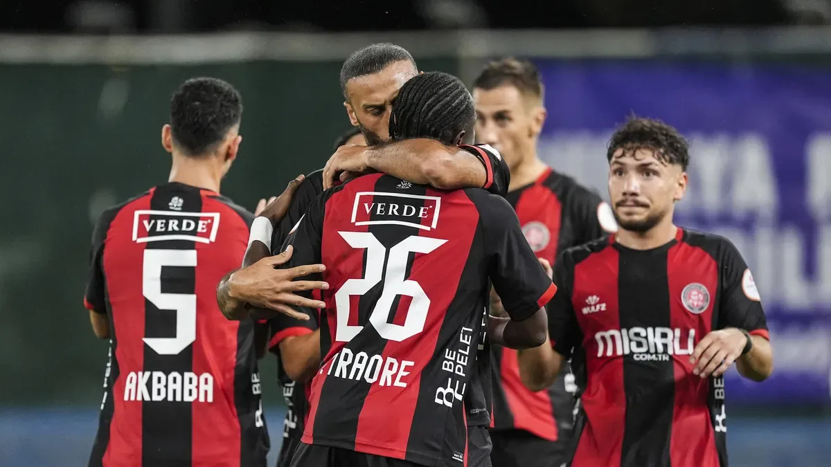 Fatih Karagümrük ile Manisa FK puanları paylaştı!
