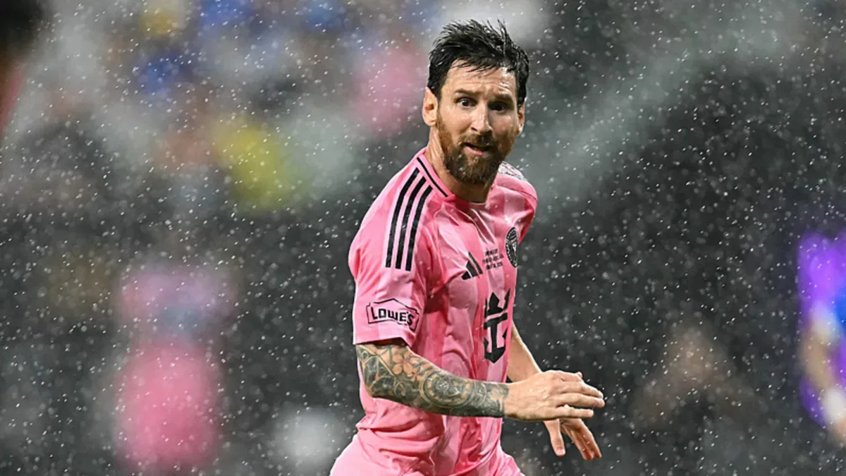 Tarihin en çok kupa kazanan futbolcusu Messi, 48. şampiyonluğuna ulaştı