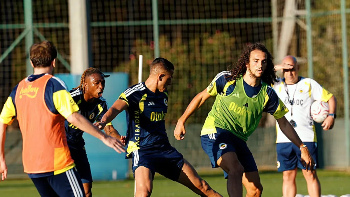 Fenerbahçe'de Beşiktaş derbisi hazırlıkları sürüyor