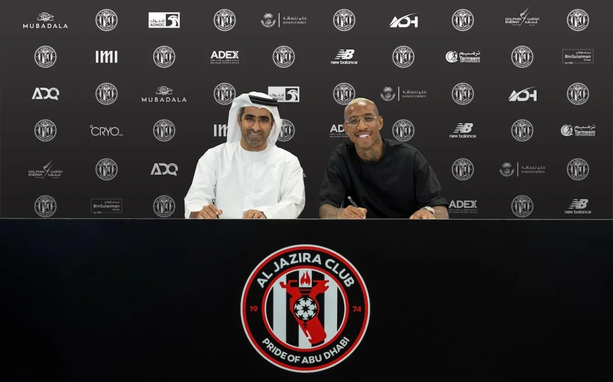 Talisca yeni kulübüne imzayı attı