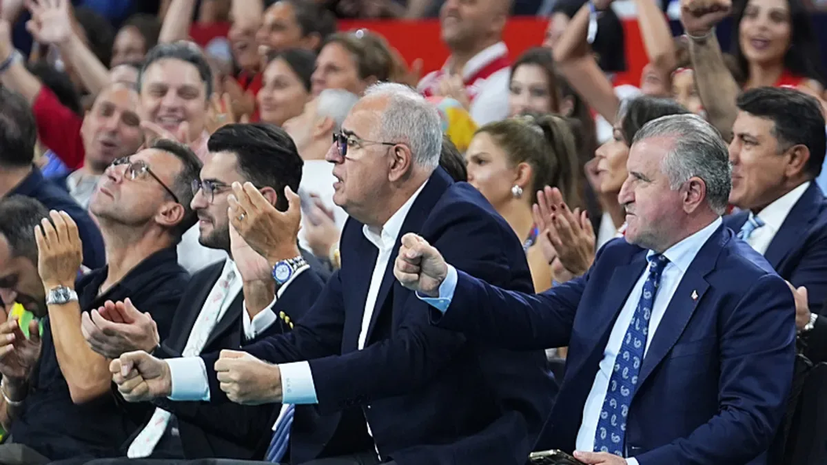 Gençlik ve Spor Bakanı Osman Aşkın Bak: Biz bitti demeden bitmez!