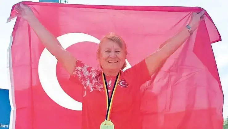Yaş 83 daha yolun yarısı!