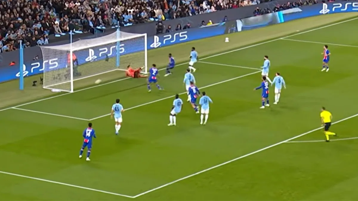 Şampiyonlar Ligi'nde PSG fırtına gibi esti! İlk yarıda Manchester City'nin gururuyla oynadılar