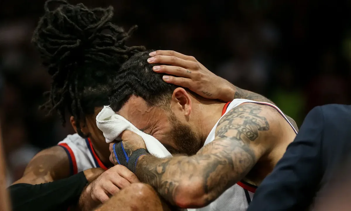 Mike James'ten Anadolu Efes'e kötü haber
