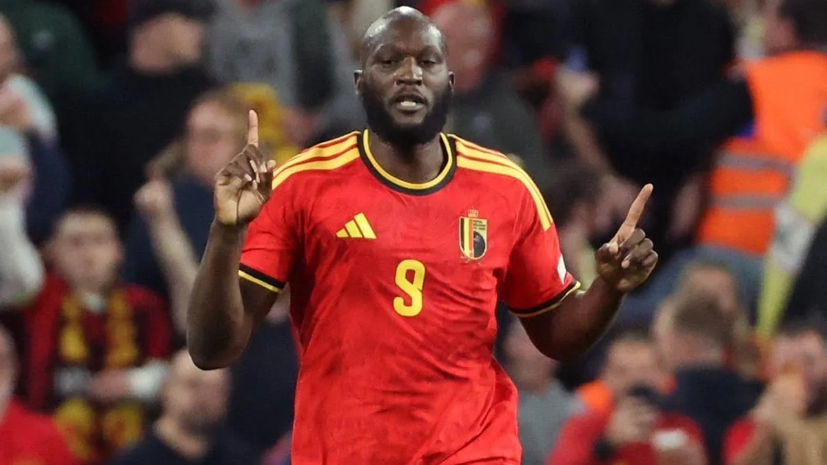 Lukaku'nun gözü Messi'de