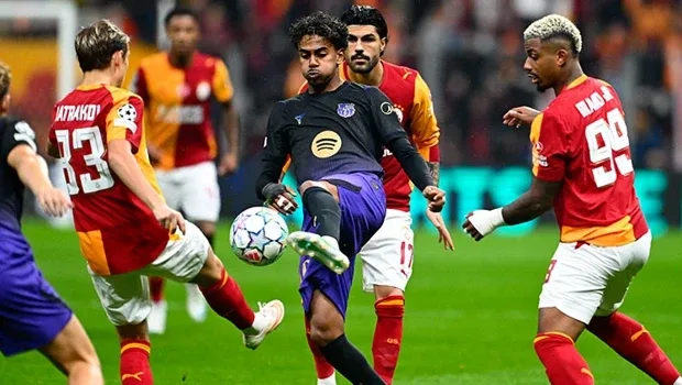G.Saray yine başladı sonunu getiremedi