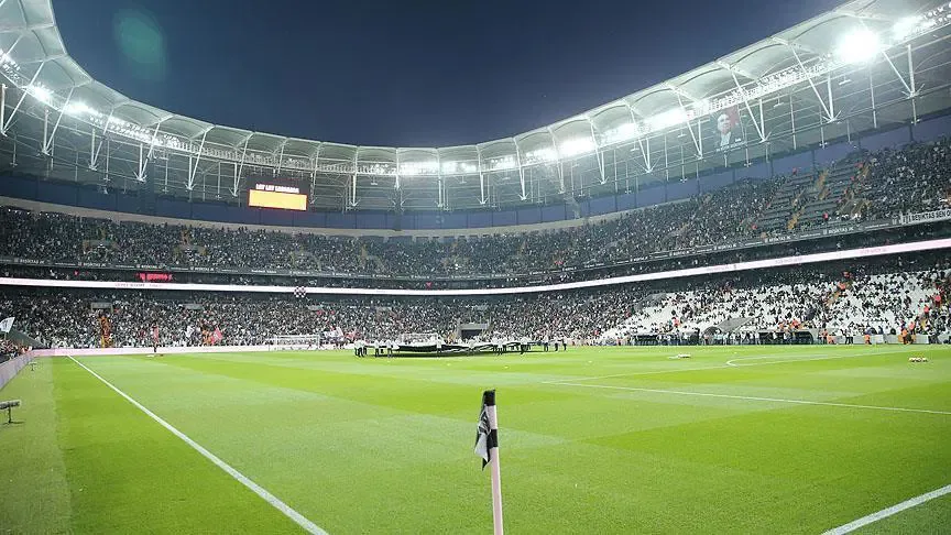 Tüpraş Stadyumu'ndaki Avrupa finalinin hazırlıkları sürüyor